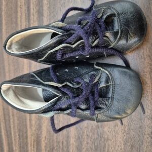 Vintage Stylish Black Baby Walker Shoes
